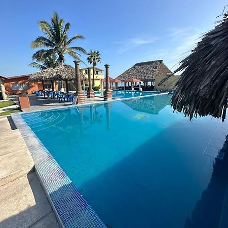 Canadian Resort Veracruz กอสตาเอสเมรัลดา ภายนอก รูปภาพ