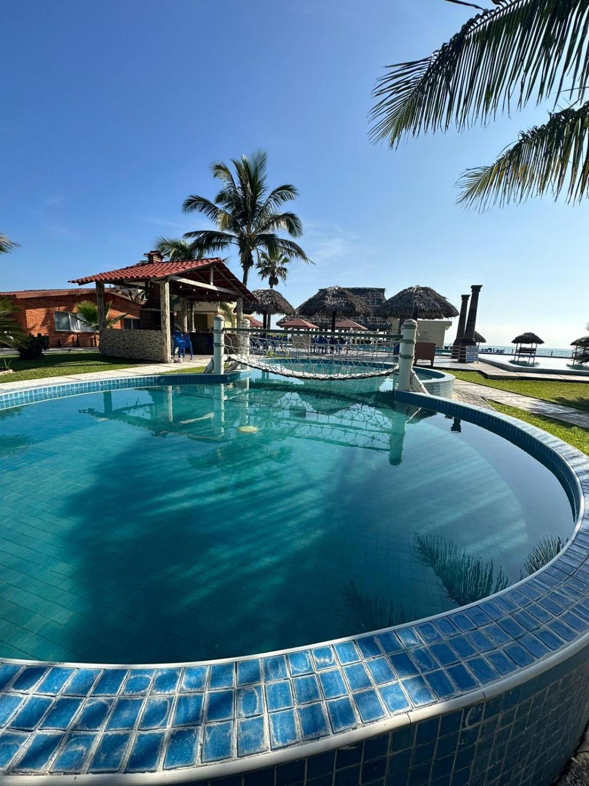 Canadian Resort Veracruz กอสตาเอสเมรัลดา ภายนอก รูปภาพ